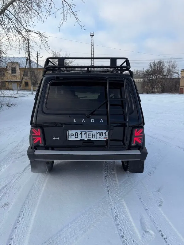 Свежий внедорожник ваз 4x4 (нива) 2020 г. В. С историей.
· Отличное состояние: 2020 год ( рейстайлинг )
• Пробег 58 000 км
· Полная прозрачность:оригинальный птс, два владельца. Автомобиль не бит, не крашен
· Двигатель 1.7 / ( 83 л. С. ) / бензин
· Наличие кондиционера (комплектация luxe), полный привод, 3 двери
Цена : 820 000
Место осмотра : г. Петровское ( краснолучский район )
Номер телефона : +7 959 503-08-90
📞 Звоните: +7(959)5030890 - фотография - 7