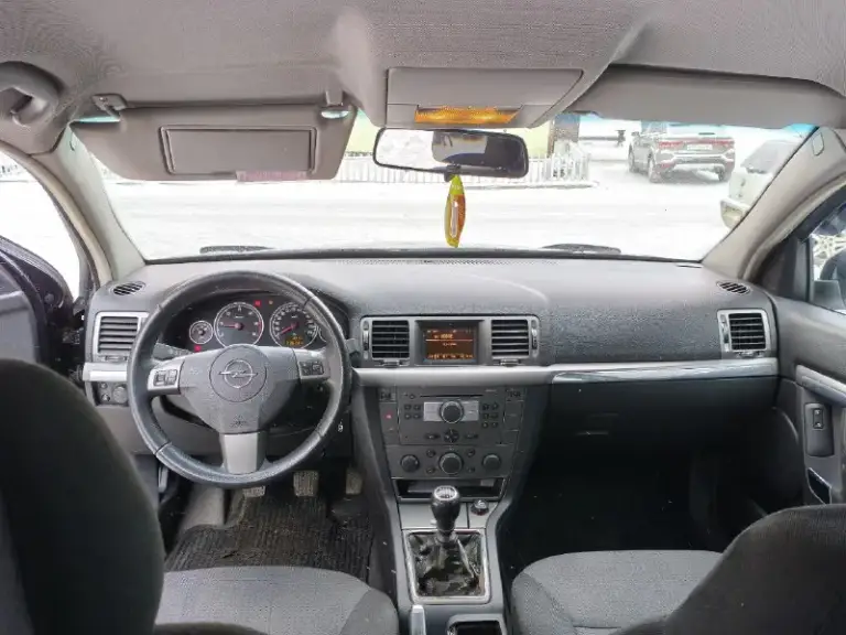 Продам opel вектра универсал в хорошем состоянии,2006 г. В.
Мотор 1.9 турбо работает как часики, пробег 235 т км, коробка механика 6 ступка включается мягко, по кузову вся целая, салон чистый не затаскан, по ходовой вся обслужено, по электрике всё функции работают, климат контроль, подогрев пер. Сидений, абс, безопасность вся целая, музыка, мульти руль, стекло подъёмники вкруг, туманки, эл. Зеркала, автомобиль пригоняли с германии. Документы в порядке только переоформление!!!! Авто в алчевске
Цена: 655 000 т. Р.
+79591188858
📞 Звоните: +7(959)1188858 - фотография - 5