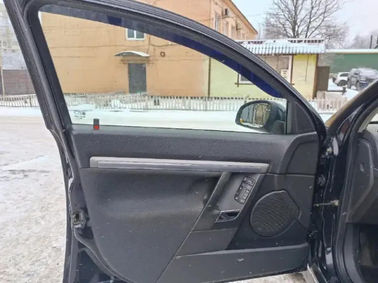 Продам opel вектра универсал в хорошем состоянии,2006 г. В.
Мотор 1.9 турбо работает как часики, пробег 235 т км, коробка механика 6 ступка включается мягко, по кузову вся целая, салон чистый не затаскан, по ходовой вся обслужено, по электрике всё функции работают, климат контроль, подогрев пер. Сидений, абс, безопасность вся целая, музыка, мульти руль, стекло подъёмники вкруг, туманки, эл. Зеркала, автомобиль пригоняли с германии. Документы в порядке только переоформление!!!! Авто в алчевске
Цена: 655 000 т. Р.
+79591188858
📞 Звоните: +7(959)1188858 - фотография - 6