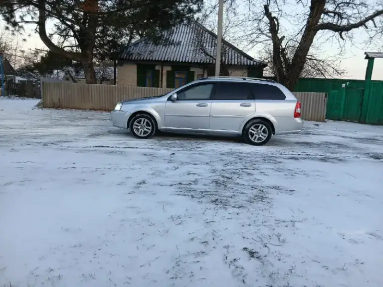 Продам chevrolet lacetti 2013 год 66 000 родной пробег автомобиль в идеальном состоянии самая полная комплектация cdx один хозяин с автосалона собственник автомобиль гаражного хранения зимой не ездил масла фильтра ремни заменил ходовая в идеальном состоянии салон в идеальном состоянии стоит дорогая музыка стоит планшет камера заднего вида партроник стоят чехлы дорогие два комплекта резины зимние и летние на титановых дисках автомобиль оцинкован объем двигателя 1.8 16 клапанный звоните в любое время. +79496642214
📞 Звоните: +7(949)6642214 - фотография - 6