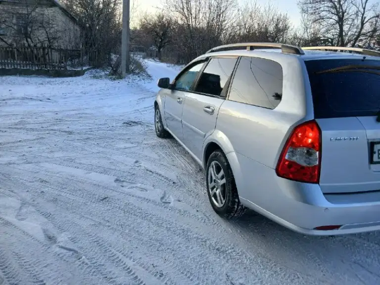 Продам chevrolet lacetti 2013 год 66 000 родной пробег автомобиль в идеальном состоянии самая полная комплектация cdx один хозяин с автосалона собственник автомобиль гаражного хранения зимой не ездил масла фильтра ремни заменил ходовая в идеальном состоянии салон в идеальном состоянии стоит дорогая музыка стоит планшет камера заднего вида партроник стоят чехлы дорогие два комплекта резины зимние и летние на титановых дисках автомобиль оцинкован объем двигателя 1.8 16 клапанный звоните в любое время. +79496642214
📞 Звоните: +7(949)6642214 - фотография - 7