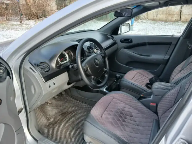 Продам chevrolet lacetti 2013 год 66 000 родной пробег автомобиль в идеальном состоянии самая полная комплектация cdx один хозяин с автосалона собственник автомобиль гаражного хранения зимой не ездил масла фильтра ремни заменил ходовая в идеальном состоянии салон в идеальном состоянии стоит дорогая музыка стоит планшет камера заднего вида партроник стоят чехлы дорогие два комплекта резины зимние и летние на титановых дисках автомобиль оцинкован объем двигателя 1.8 16 клапанный звоните в любое время. +79496642214
📞 Звоните: +7(949)6642214 - фотография - 9