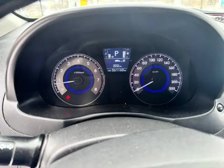 Продам hyundai accent
2013 Года.
1 Хозяин, брал с салона!
1.6 Коробка автомат
261.000 Тыс родного пробега
Машина в хорошем состоянии
Все вопросы по телефону: +79498137546
800.000₽
Возможен торг

📞 Звоните: +7(949)8137546 - фотография - 7