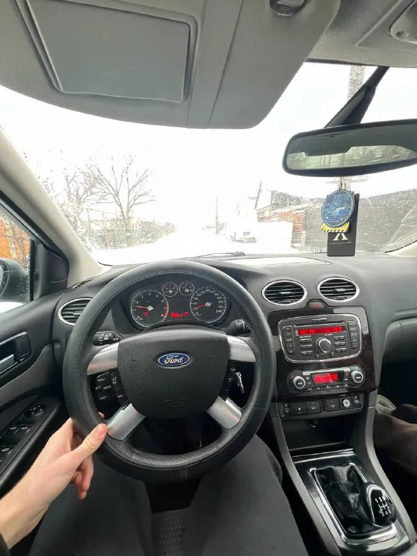 Продам ford focus 2 ghia переходной рестайлинг
Самая полная комплектация
Год: 2007
Двигатель 1.8 125лс
Родной пробег: 210т
Техника автомобиля без нареканий, обслужена, двигатель работает отлично, ходовая обслужена, кузов в очень достойном состоянии днище целое, все силовые части родные 6 подушек безопасности. По комплектации: двух-зонный климат, подогрев лобового, сидений, зеркал, круиз, датчик света и дождя, омыватели фар, esp стабилизация, подрулевое управлений музыкой, стеклоподьемники в круг, эл зеркала, центральный замок, бортовой компьютер! Автомобиль вложений не требует. Документы чистые
Торг есть
Цена: 550000
📍Мариуполь
📞+79496463727 - фотография - 8