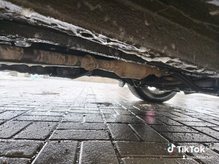 Продам джили мгран х7 2 литра механика 2014 год пробег 130 тыс км автомобиль без вложений 2 комплекта шин автомобиль большой комфортный быстрый, управляемый, обработан без гнили, двигатель без посторонних звуков и потёков ходовка поменяна любые проверки на любом сто за ваш счёт, по документам все четко по комплектации автозапуском, парктроник, подогрев сидений, магнитафон 2 дин электро регулировка зеркал с подогревом, мульти руль, все вопросы по телефону+79495091984 осмотр макеевка цена 710 тыс руб торг
📞 Звоните: +7(949)5091984 - фотография - 8