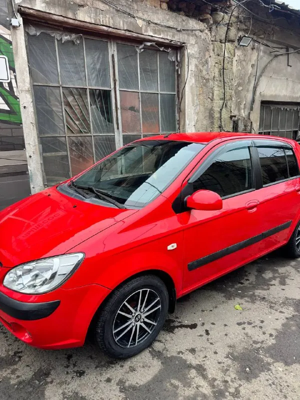 Продам hyundai getz 1.4 механика
Пробег 140тысяч родной
2006Г рестайлинг
В шикарном техническом состоянии! Авто не требует никаких вложений, мотор и коробка работают как надо.
Кузов для своих лет хорошем состоянии, пороги и днище без коррозии. Уже на зимней резине
Заменил: масло и фильтра в двс, кпп.
Ремни грм, гур, кондиционера, генератора, помпа.
Новый антифриз(промывали систему)
Вся подвеска обслужена.
Авто после замены не проехало еще 1000 км
По комплектации
Подогревы сидений, регулировка зеркал, стеклоподъемники, кондиционер, андроид планшет (новый), противотуманки.
Состояние салона как новое!
Цена 490 т. Р. Торг у капота осмотр макеевка
+79493359273 - фотография - 2