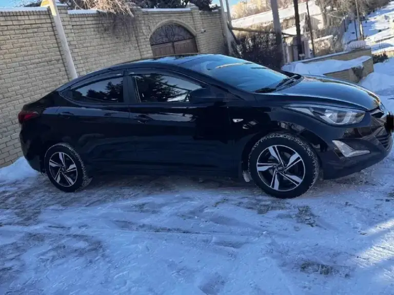 Продам hyundai elantra 2015 года. 1 хозяин, брал с салона! 1.6 коробка автомат 187. Тыс родного пробега!!! Чистый кореец машина полностью в родной краске. Все стекла родные! Обслуживалась с момента покупки на одном сервисе! Двигатель без нареканий, масло менялось каждые 6 тыс. Км! Коробка без нареканий! Комплектация: мультируль, электро зеркала, 4 стеклоподъёмника, кондиционер холодит хорошо, подогрев сидений, бортовой компьютер, экран, туманки, led-фары, круиз контроль салон в очень хорошем состоянии! Резина 2 комплекта новые. Гаражное хранение цена 1 250 000 руб. Телефон +7 949 50 999 58
📞 Звоните: +7(949)5099958 - фотография - 2
