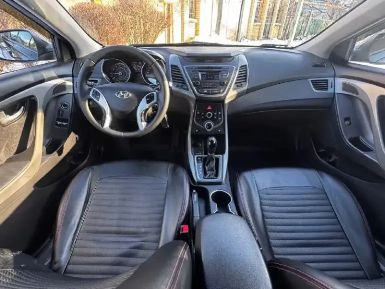Продам hyundai elantra 2015 года. 1 хозяин, брал с салона! 1.6 коробка автомат 187. Тыс родного пробега!!! Чистый кореец машина полностью в родной краске. Все стекла родные! Обслуживалась с момента покупки на одном сервисе! Двигатель без нареканий, масло менялось каждые 6 тыс. Км! Коробка без нареканий! Комплектация: мультируль, электро зеркала, 4 стеклоподъёмника, кондиционер холодит хорошо, подогрев сидений, бортовой компьютер, экран, туманки, led-фары, круиз контроль салон в очень хорошем состоянии! Резина 2 комплекта новые. Гаражное хранение цена 1 250 000 руб. Телефон +7 949 50 999 58
📞 Звоните: +7(949)5099958 - фотография - 7