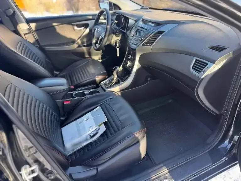 Продам hyundai elantra 2015 года. 1 хозяин, брал с салона! 1.6 коробка автомат 187. Тыс родного пробега!!! Чистый кореец машина полностью в родной краске. Все стекла родные! Обслуживалась с момента покупки на одном сервисе! Двигатель без нареканий, масло менялось каждые 6 тыс. Км! Коробка без нареканий! Комплектация: мультируль, электро зеркала, 4 стеклоподъёмника, кондиционер холодит хорошо, подогрев сидений, бортовой компьютер, экран, туманки, led-фары, круиз контроль салон в очень хорошем состоянии! Резина 2 комплекта новые. Гаражное хранение цена 1 250 000 руб. Телефон +7 949 50 999 58
📞 Звоните: +7(949)5099958 - фотография - 8