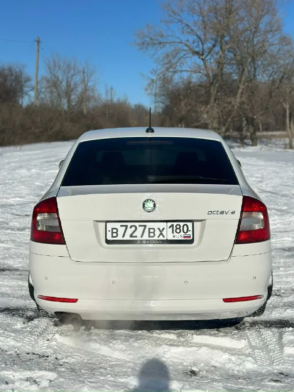 Продам skoda октавия а5 1.8 tsi, год 2013.в очень хорошем состоянии, автомобиль без дтп, пробег 167.000 тыс, без гнили, ржавчины, полностью обслужена, и обработана. Резина michelin хорошая (лето), зимняя новая, ходовая на отлично. Недавно было сделано то(заменили тех. Жидкости и фильтра), едет бодро, кпп 6-ти ступенчатый aisin, двигатель работает тихо. 2500 тысячи назад был сделан капитальный ремонт двигателя, запчасти ставились хорошие и дорогие, не этом не жалел, было вложено более 300 тысяч. По электрике все работает, ошибок нет. Гаражное хранение, в машине не курили, салон чистый. Состояние - сел и поехал. Центральный замок, сигнализация, доводчики всех стекол, авто свет, датчик дождя, климат, круиз, мультируль, хорошая мультимедиа, хорошая магнитола, подогревы передних и задних сидений,2 комплекта ключей, сервисная книжка. Цена: 1 200 000 рублей, звонить по номеру телефона: +79494172093
📞 Звоните: +7(949)4172093 - фотография - 7