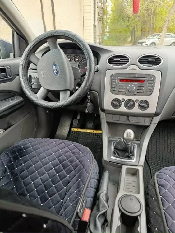 Продам свой автомобиль ford фокус 2011 год. 90 000км оригинального пробега! Я один хозяин, машина куплена в салоне. Вся в заводском окрасе (готов на любые проверки)! В салоне ещё присутствует запах новой машины. Двигатель 1.4 бензин. Оценковпнный кузов без подкраска и повреждений кпп как у нового авто, без претензий. Салон отлично! Ходовая мячик, отрабатывает как нужно. Электрика исправна, ошибок нет, все работает как и положено! Расход приятно удивит по трассе 4-5 по городу 5-6, центральный замок, кондиционер, датчик света, датчик дождя, два комплекта резины ( зима, лето) на дисках, цена 900 000 руб тел:+79493730377 +794933730376. С документами полный порядок, переоформление без проблем! Все оставшиеся вопросы только по телефону!
📞 Звоните: +7(949)3730377 - фотография - 2