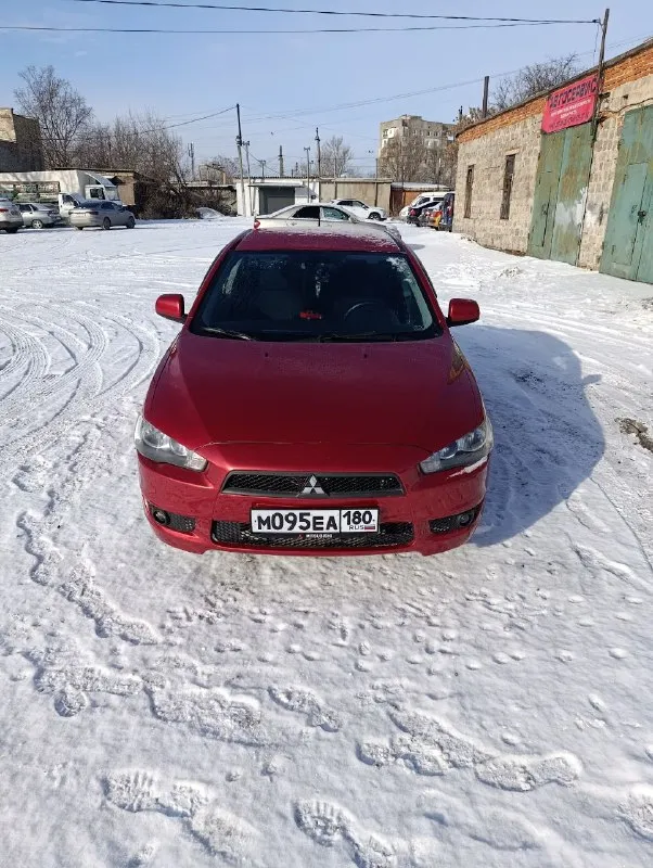 Продам митсубиси лансер x 2008г
Двигатель 1.8 пробег 236тыс
2 Хозяина
Коробка:акпп
Двигатель не дымит, масло не ест, работает без посторонних звуков.
Акпп не пинает, не буксует, переключает мягко и плавно!
Ходовая обслужена!
Новое акб, новые стойки стабилизатора в круг, новые блины передние и колодки передние, новые резинки стабилизатора, новый стартер, новый гидроусилитель руля, новый левый рычаг в сборе, новые стойки передние, новое масло в двигателе и фильтра!
По электрике все работает, кондиционер заправлен!
Комплектация: датчик дождя/света, подогревы передних сидений, климат контроль, сенсорная мультимедиа с камерой заднего вида, сигнализация с автозапуском и обратной связью, эл. Подогрев и регулировка зеркал.
Документы кристально чистые, без запретов, без штрафов, переоформление без проблем
Цена 680т. Р. Небольшой торг у капота.
Г. Торез
+79493745821 +79491267452 - фотография - 2