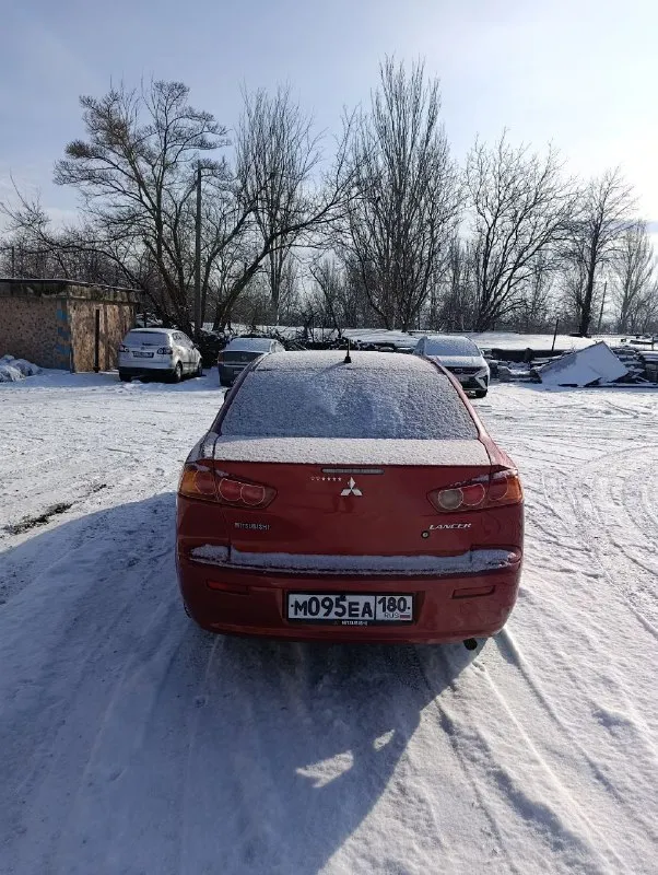 Продам митсубиси лансер x 2008г
Двигатель 1.8 пробег 236тыс
2 Хозяина
Коробка:акпп
Двигатель не дымит, масло не ест, работает без посторонних звуков.
Акпп не пинает, не буксует, переключает мягко и плавно!
Ходовая обслужена!
Новое акб, новые стойки стабилизатора в круг, новые блины передние и колодки передние, новые резинки стабилизатора, новый стартер, новый гидроусилитель руля, новый левый рычаг в сборе, новые стойки передние, новое масло в двигателе и фильтра!
По электрике все работает, кондиционер заправлен!
Комплектация: датчик дождя/света, подогревы передних сидений, климат контроль, сенсорная мультимедиа с камерой заднего вида, сигнализация с автозапуском и обратной связью, эл. Подогрев и регулировка зеркал.
Документы кристально чистые, без запретов, без штрафов, переоформление без проблем
Цена 680т. Р. Небольшой торг у капота.
Г. Торез
+79493745821 +79491267452 - фотография - 4