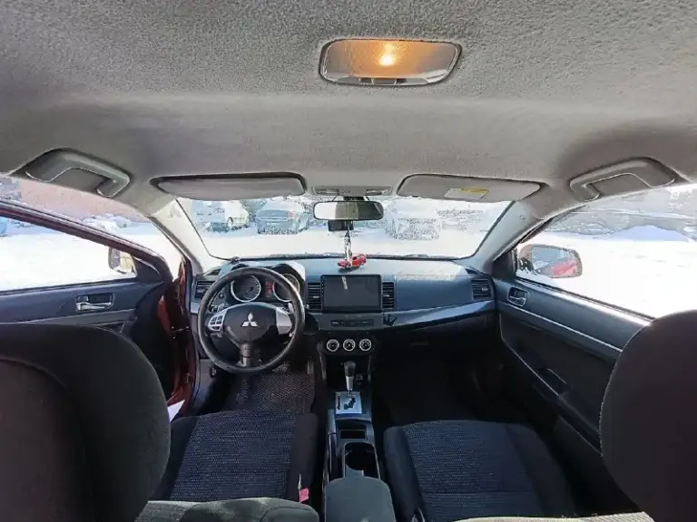 Продам митсубиси лансер x 2008г
Двигатель 1.8 пробег 236тыс
2 Хозяина
Коробка:акпп
Двигатель не дымит, масло не ест, работает без посторонних звуков.
Акпп не пинает, не буксует, переключает мягко и плавно!
Ходовая обслужена!
Новое акб, новые стойки стабилизатора в круг, новые блины передние и колодки передние, новые резинки стабилизатора, новый стартер, новый гидроусилитель руля, новый левый рычаг в сборе, новые стойки передние, новое масло в двигателе и фильтра!
По электрике все работает, кондиционер заправлен!
Комплектация: датчик дождя/света, подогревы передних сидений, климат контроль, сенсорная мультимедиа с камерой заднего вида, сигнализация с автозапуском и обратной связью, эл. Подогрев и регулировка зеркал.
Документы кристально чистые, без запретов, без штрафов, переоформление без проблем
Цена 680т. Р. Небольшой торг у капота.
Г. Торез
+79493745821 +79491267452 - фотография - 7