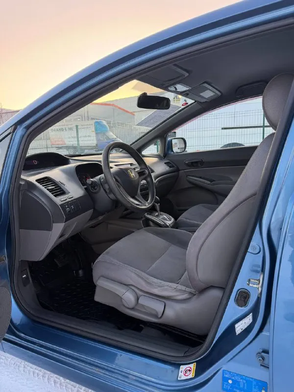 Honda civic,1.8 at (140 л. С. )2007
Владельцев в птс:2
Пробег:
315000
Комплектация: кондер, , подогрев сидений, . Документы: птс, стс 3. Кол-во ключей: прохождение то: каждые 10 т. Км.
Отличный автомобиль для своих лет. Ни каких серьезных дтп не было, есть конечно несколько окрасов не криминальных.
Цена : 650,000
Тел : 89612972709 - фотография - 7