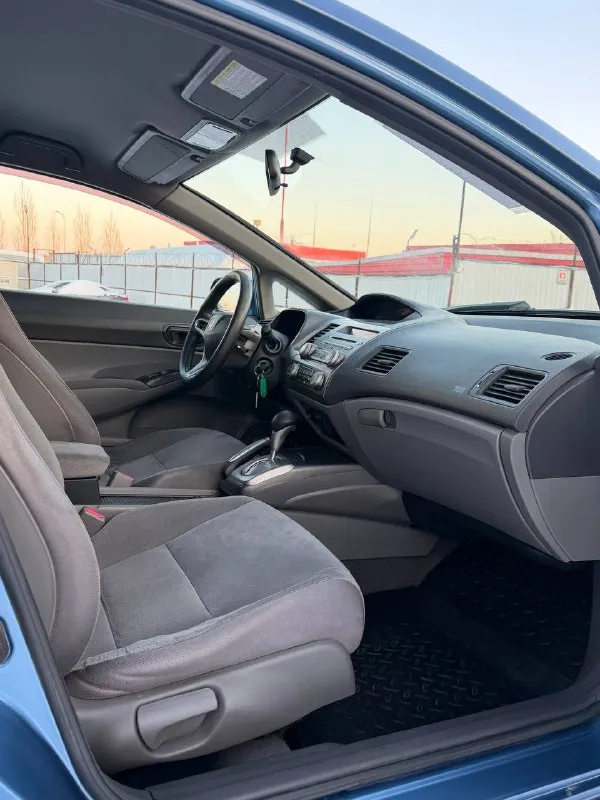Honda civic,1.8 at (140 л. С. )2007
Владельцев в птс:2
Пробег:
315000
Комплектация: кондер, , подогрев сидений, . Документы: птс, стс 3. Кол-во ключей: прохождение то: каждые 10 т. Км.
Отличный автомобиль для своих лет. Ни каких серьезных дтп не было, есть конечно несколько окрасов не криминальных.
Цена : 650,000
Тел : 89612972709 - фотография - 9