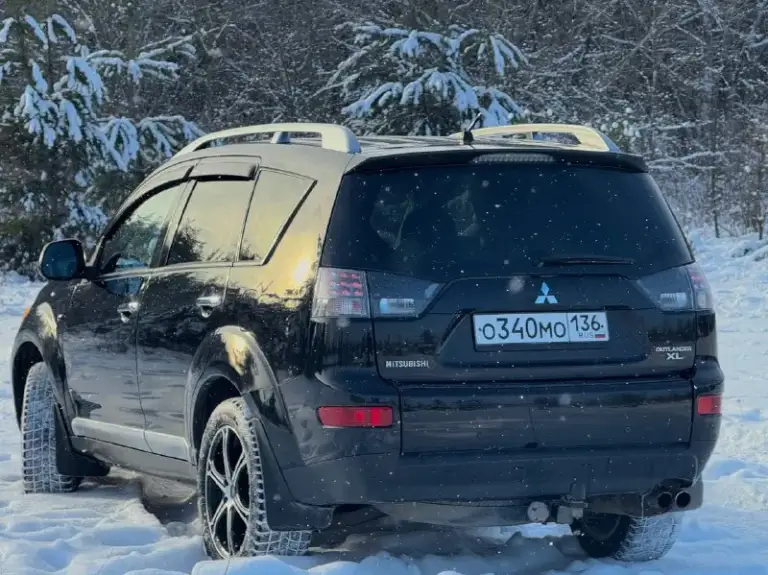 В продаже mitsubishi outlander xl, 3.0 л, 220 л. С. Самая удачная модификация, автомат, не cvt! Двигатель работает ровно, сухой. Комплект грм, ремни, ролики, помпа, свечи, заменены 10.09.25. Ходовая часть после ревизии, перебран стартер, заменены колодки в круг, новые масла, фильтра. Вложений эстетически и технически не требует.

Комплектация «instyle», климат и круиз, обогрев зеркал и сидений, подрулевые лепестки. , датчик дождя и света. , мультируль. , диоды на два этажа, автозапуск. , дисплей на «android» с навигацией, ковшеобразные передние сиденья. , «откидной» борт заднего багажника, наличие фаркопа и т. Д. Новая зимняя и летняя резина идёт в комплекте.

Цена : 1,000.000 рублей.

Контакты : +7 (949) 363-52-68

Территориально находится в г макеевка (центр) - фотография - 7