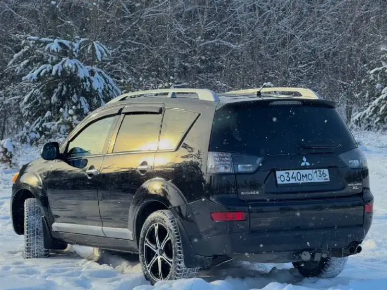 В продаже mitsubishi outlander xl, 3.0 л, 220 л. С. Самая удачная модификация, автомат, не cvt! Двигатель работает ровно, сухой. Комплект грм, ремни, ролики, помпа, свечи, заменены 10.09.25. Ходовая часть после ревизии, перебран стартер, заменены колодки в круг, новые масла, фильтра. Вложений эстетически и технически не требует.

Комплектация «instyle», климат и круиз, обогрев зеркал и сидений, подрулевые лепестки. , датчик дождя и света. , мультируль. , диоды на два этажа, автозапуск. , дисплей на «android» с навигацией, ковшеобразные передние сиденья. , «откидной» борт заднего багажника, наличие фаркопа и т. Д. Новая зимняя и летняя резина идёт в комплекте.

Цена : 1,000.000 рублей.

Контакты : +7 (949) 363-52-68

Территориально находится в г макеевка (центр) - фотография - 8