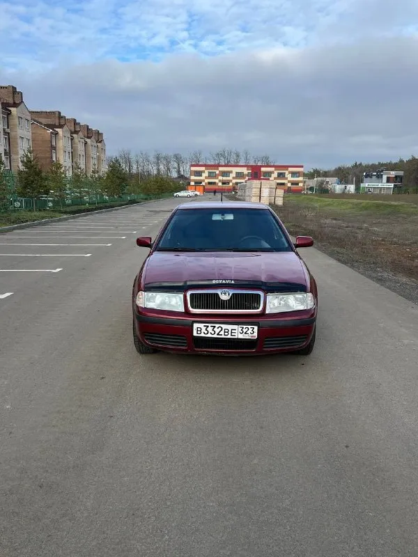Skoda octavia tour в идеальном состоянии! 2 хозяина за всю историю.
Автотека зелёная ✅
Пробег составляет 244 тысяч километров(оригинал подтверждённый автотекой). Птс оригинал. Кузов не участвовал в дтп и полностью оцинкован.
Установлен газ евро-4 пропан! (зарегистрирован в птс)

Недавно было проведено полное техническое обслуживание с заменой грм, помпы, масла, фильтров и свечей.

Двигатель работает как часы — тихо и без расхода масла. Механическая коробка передач переключается мягко и легко, а ходовая часть не издаёт никаких стуков, стоит новая резина r 15.

В комплектацию входят кондиционер, стеклоподъёмники, подогрев сидений, бортовой компьютер, гидроусилитель руля, подушки безопасности airbag, abs, и заводская сигнализация.

Кузов не имеет ржавчины и гнили

Салон в отличном состоянии — чистый и опрятный. Документы в полном порядке. Возможны любые виды оформления. Техосмотр пройден. Осмотр проводился в донецке.
Цена:560.000₽
Т+79494355183 - фотография - 3
