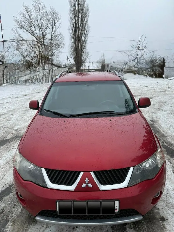 Продается срочно авто 💥
Продается mitsubishi outlander 2008 года,
222 000 Км пробег
Автомобиль в отличном состоянии, хорошо обслуживался.
Собственник!
Основные характеристики:
- Двигатель 2.4 л, мощность 170 л. С.
- Коробка автомат cvt
- Полный привод для уверенности на любых дорогах.
- Климат-контроль для комфорта в любую погоду, обслужен 01.05.2025 полностью вся система, залит новый фреон.
- 2-Х ступенчатый подогрев передних сидений
- Круиз контроль, авто складывание зеркал
- Сигнализация с автозапуском для удобства и безопасности.
- Доводчики стекол и все остальное!
- Камера заднего вида и парктроники для легкой парковки.
- В комплекте два комплекта резины (летняя и зимняя) и два ключа, сервисная книжка
Цена 945 000 руб
Торг у капота!
Автомобиль готов к эксплуатации, вложений никаких не требуется!
Звоните все расскажу более подробнее.
Тел. 7 904 448 38 13 телеграм или набирайте

📞 Звоните: +7(904)4483813 - фотография - 5