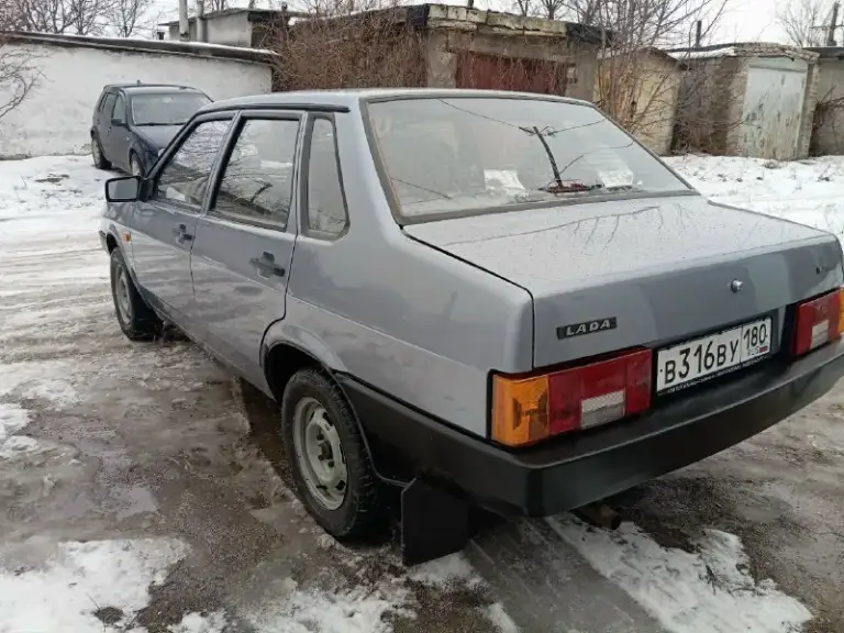 Автор: продам срочно! Ваз 21099 2007г. Автомобиль в идеальном состоянии без вложений. Один собственник. Родной пробег 83.000 км. Мотор коробка часы. 🔥✈️🚀 кузов в идеале. Ходовая без вложений. Салон ваз 2115 как новый. С документами полный порядок оформление в мрэо. Продажа обмен. Цена 365т. Хороший торг. +79495370871 г. Донецк. . . ???наш телеграм канал [ бесплатное размещение за репост??? Правила сообщества [ мы в мах [ [
📞 Звоните: +7(949)5370871 - фотография - 3