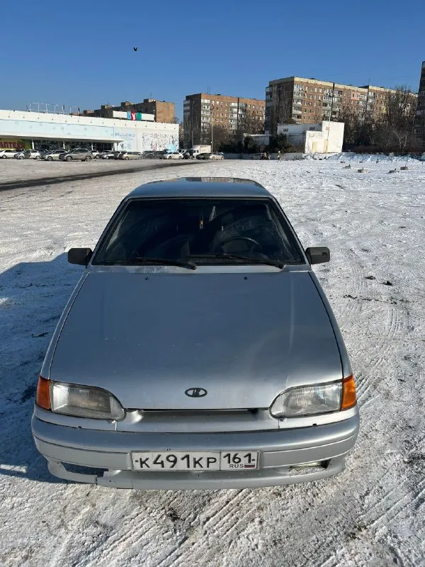 Ваз 2115

Продам музыкального трудягу, технически автомобиль в отличном состоянии, печка греет, свет работает. 2008г. В. Комплектация со стеклоподъемниками. Пробег: 255000км

Двигатель 1.6 8кл, была полная капиталка на пробеге 240000, дополнительно прошит до 90л. С. Масло не ест, не троит, не дымит, расход 7-8л по городу.

Кпп пятиступка, работает отлично, без хрустов, все передачи работают. Сцепление заменено на новое.

Дно, пороги, лонжероны, стаканы, дно багажника все родные, в идеальном состоянии.

Салон чистый, не прокуренный, внутри приятно находится.

Кузов в нормальном состоянии, дтп не было, все стекла родные.

Музыка: спереди по два динамика в дверях+пищалки, сзади два мощных овала, есть усилитель, проводка под саб протянута, играет достойно.

Из нового: датчик термостата, новая рулевая рейка с наконечниками, радиатор печки, стартер перебрали.

Документы чистые птс стс дкп все на руках.

Резина зима новая на новых 14 штампах.

Цена: 220000₽торг
Г. Донецк +79495037001 - фотография - 3