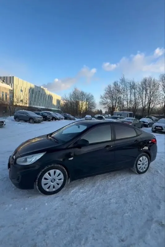 Hyundai solaris 2012г
Пробег родной реальный:190 т
Автотека:зеленая!!!
Комплектация active: 4 стеклоподъемника, бортовой компьютер, кондиционер, подогрев сидений, мульти руль и еще много всего другого!
Мотор работает идеально! Без посторонних звуков,
Ходовая на 5+ не чего не стучит не гремит.
По кузову просто красавец!! Нет сколов нет царапин и остальных других минусов.
В такси не когда не был по автотеки 1 хозяина! Пробег не был скручен!!
Цена:710₽
Звоните по номеру +79494673137 - фотография - 1