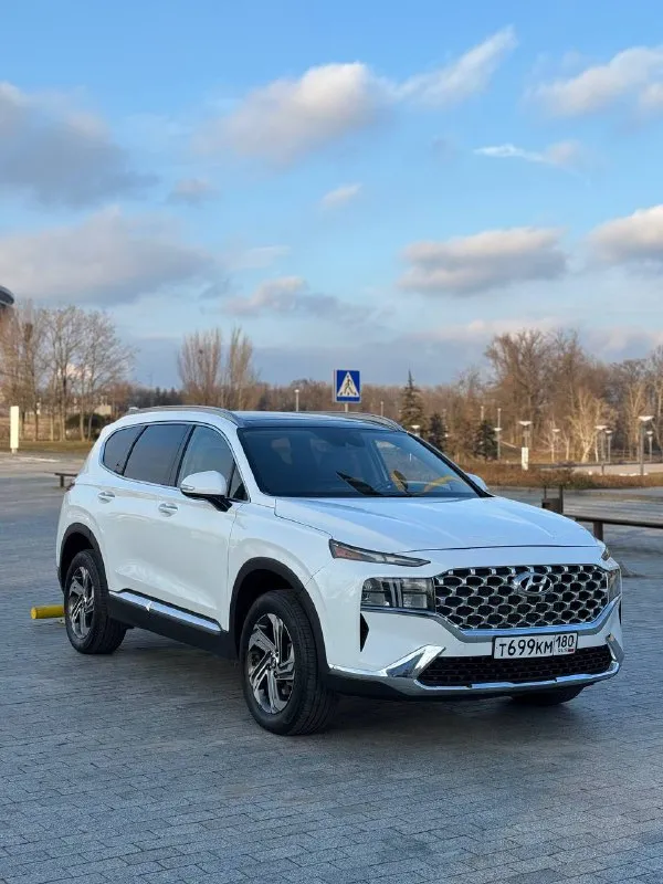 Продам santa fe 4 sel (рестайлинг)
Год выпуска:2022.
Объем двигателя: 2.5( атмосферник на 191 л. С)❗️
Коробка передач: 8-ми ступенчатый автомат( не путайте с роботом)❗️
Привод:полный!
Цвет:белый перламутр❗️
Пробег автомобиля:67.000 тысяч км.
Комплектация очень хорошая❗️
Из основных:
-Панорамная крыша ❗️
-Адаптивный круиз контроль❗️
-Удержание полосы
-Удержание руля
И еще много чего
-Музыка harman kardon(с заводским самбуфером, усилителем)❗️
3-Х зонный климат контроль !
4 Режима езды !
Автомобиль полностью обслуженный
Поменял на пробеге 66.000 тыс км :
-Свечи njk оригинал !
-Масло в двигателе (liqui moly)
-Сделал частичную замену в акпп
-Все фильтра
-Антифриз, тормозную жидкость
-Обслужил полный привод
Машину русифицировал полностью на русский язык ( можно смотреть сериалы, фильмы через флешку).
2 Комплекта резины.
Я собственник ❗️
Цена: 4.400.000🍋( торг)
Вообщем более подробную информацию расскажу по телефону :
+79495219479
+79495219479 -Телеграмм - фотография - 2