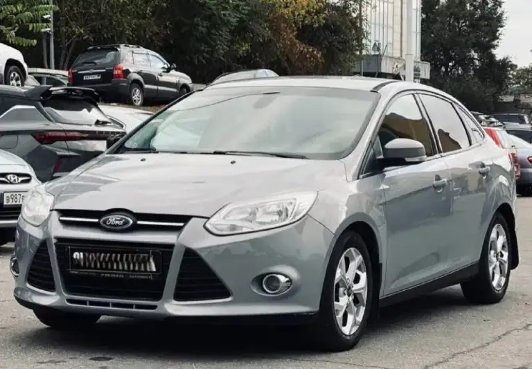 Продам: ford focus год: 2012 объем: 1.6 коробка: автомат привод: передний пробег: 230.000 км комплектация: регулировка руля по вылету и высоте, мультифункциональное рулевое колесо, круиз-контроль, климат-контроль, защита картера, регулировка, подогрев сидений, обогрев зеркал, андроид мультимедия с aux, usb, bluetooth, противотуманные фары, отделка кожей рулевого колеса, система помощи при парковке (камера заднего вида), тканевый салон в ухоженном состоянии, abs, штатный иммобилайзер, esp, электропривод зеркал, розетка 12v, штатная сигнализация, датчик света, дождя. Автомобиль полностью обслужен и юридически чист без штрафов, залогов и запретов. Цена: 800 к +79494308513
📞 Звоните: +7(949)4308513 - фотография - 1