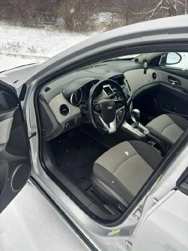 Chevrolet cruze 2009 1.6 бензин автомат цена 499 тыс рублей торг символический ✅я собственник, пробег 152 тыс двигатель 1.6 работает отлично 112 л. С (масло не ест) коробка передач автомат без нареканий. Ходовая более менее, салон чистый и ухоженный! Кузов в достойном состоянии (оцинкованный) комплектация: полный электра пакет, кондиционер, полный бортовой компьютер, подогрев сидений, планшет с навигацией, хорошая музыка, мульти-руль, юридически чистая. Уже на 180 учете доки на фото макеевка район пушка +79498558051 vin : kl1ja69e9ak506690 возможно выгодный обмен с вашей доплатой на обмен цена дороже
📞 Звоните: +7(949)8558051 - фотография - 7