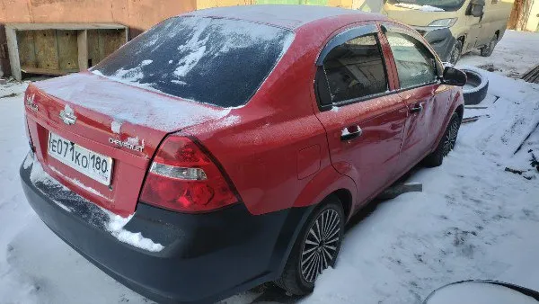 Продам недорого живой авео,08г. Родной пробег 155т. Км. Двс1.5, 8кл. Сборка корея. Полная комплектация. Некрашен. Негнилой. Есть дефекты по кузову, крутонуло прошлой зимой. На хорошем, безотказном ходу. Стоит без дела, езжу на другом авто. Переоформ обязателен, я хозяин. Авео продается с новыми кузовными деталями+оба нов. Радиаторы, +к-т нов. Зим. Резины на титанах. Новый дорогой акб. За все 250т. Руб. Донецк. Калин.9493575668
📞 Звоните: +7(949)3575668 - фотография - 1