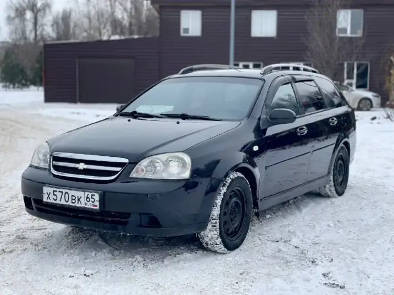 Продам chevrolet lacetti
Год выпуска 2008
Цвет черный
Пробег 207,518
Обьем 1.6

Состояние отличное
Вложений абсолютно не каких не требует

Двигатель коробка ходовая на 5+

Двигатель масло не ест не дымит
Тяга отличная

Коробка не хрустит не выбивает все скоростя включаются как по маслу

Ходовая отличная не стучит не гремит дорогу держит отлично

Дно пороги стаканы аланджероны не гнилые дыр нет

Салон чистый ухоженный не прокурен

Комплектация хорошая
Кондиционер
2 Стеклоподъемника
Эур
Абс
2 Подушки безопасности
Хорошая музыка с блютуз
Новая зимняя резина pirelii

По документам все кристально чисто штрафов ограничений нет

Цена 467,000₽
Разумный торг

Место осмотра мариуполь
Номер для связи +79491007492

Номер для смс +79620026211 - фотография - 2