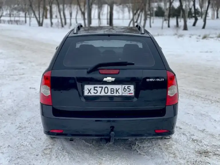 Продам chevrolet lacetti
Год выпуска 2008
Цвет черный
Пробег 207,518
Обьем 1.6

Состояние отличное
Вложений абсолютно не каких не требует

Двигатель коробка ходовая на 5+

Двигатель масло не ест не дымит
Тяга отличная

Коробка не хрустит не выбивает все скоростя включаются как по маслу

Ходовая отличная не стучит не гремит дорогу держит отлично

Дно пороги стаканы аланджероны не гнилые дыр нет

Салон чистый ухоженный не прокурен

Комплектация хорошая
Кондиционер
2 Стеклоподъемника
Эур
Абс
2 Подушки безопасности
Хорошая музыка с блютуз
Новая зимняя резина pirelii

По документам все кристально чисто штрафов ограничений нет

Цена 467,000₽
Разумный торг

Место осмотра мариуполь
Номер для связи +79491007492

Номер для смс +79620026211 - фотография - 4