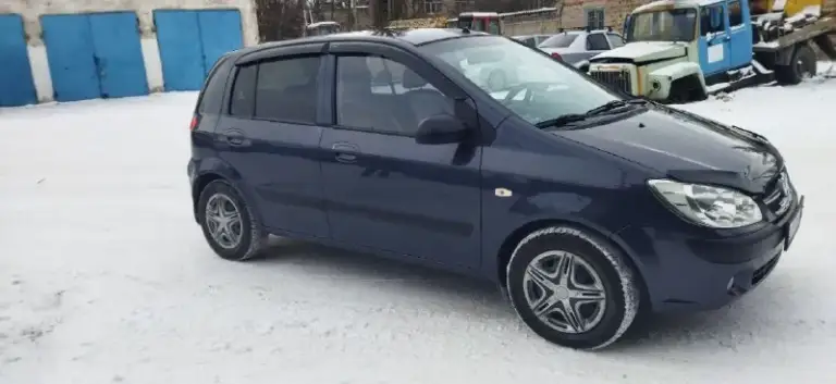 Автор: ‼️продам hyundai гетц hyundai getz‼️ ✅двигатель: 1.4 (97 л. С. ) / бензин ✅пробег: 202.000 км ✅кпп: автомат ✅комплектация: comfort ✅доп. Установки: зеркало заднего вида с видеорегистратором на голосовом управлении с камерой заднего вида, магнитола на андроиде 9 дюймов, новые чехлы в салон. ✅резина 2 комплекта ( зима: первый сезон. Лето: второй сезон. ) диски: титаны (осенью куплены( фото прикреплено) ✅вкратце о машине: 5-ти дверный хэтчбэк, машина шустрая, маневренная, приятно для долгой езды. По птс являюсь 3-м владельцем. Машина ухоженная, аварий нет, пробег не скручен, все проверки по вашему желанию. Удобна в не больших внешних габаритах, но достаточно места внутри. Расход в соотношении с мощностью и развитием скорости смешной. 💰💰цена данной красавицы: 685.000₽ + торг только для ‼️реального‼️ покупателя у капота находиться в днр г. Харцызск ✅по вопросам продажи и детальных подробностей писать в личные сообщения либо по номеру телефона +79495231743 или +7949393
📞 Звоните: +7(949)5231743 - фотография - 1