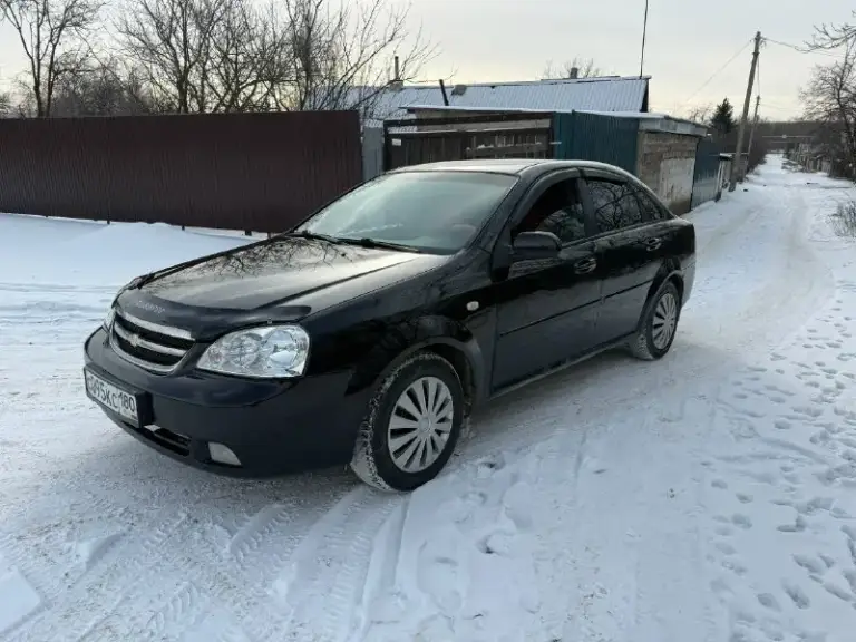 Продам chevrolet lacetti 2008 год. Мотор 1.6 автомат пробег 220 тыс. Автомобиль в хорошем состоянии. Вложений не требует. Ходовка сбитая, мотор, коробка в идеале. После большого т. О. Менялось все во время, денег не жалаелипо кузову без вложений. Красить варить не нужно. Кондиционер заправлен, холодит как положено, печка греет. Салон чистый и ухоженный. Любое оформление. Находится в городе макеевка, пос ханженково. Цена 575 тел +79496207943
📞 Звоните: +7(949)6207943 - фотография - 2