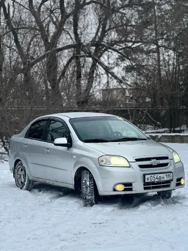 Личный chevrolet aveo lt 2008 г. В. В надежном состоянии!
✅ История: всего 2 владельца по птс, я — крайний. Личный автомобиль, куплен для семьи. Оригинальный пробег — 243 000 км.
✅ Выгода на заправке: установлено зарегистрированное (все отметки в птс/стс есть). Двигатель 1.6 литра (16 клапанов) работает ровно и стабильно
✅ Готов к любой погоде: полный комплект для комфорта: кондиционер (недавно заправлен, холодит отлично), подогрев зеркал, гур. И главное — два полных комплекта колес: зимняя резина на 15" дисках и летняя на 14".
✅ Безопасность и связь: установлена сигнализация sheriff  и  магнитола на android
Комплектация и состояние:
Комфорт: передние электростеклоподъемники, центральный замок.
· Салон: чистый и опрятный.
· Эксплуатация: автомобиль не новый, есть косяки и следы эксплуатации.
Оригинал птс, стс в наличии.
Контакт: +79495340045
Цена: 530 000 рублей. Торг возможен.
Автомобиль находится в макеевке( ханженково) все покажу, расскажу
📲 Tg: @laverochkin_mihail
📞 Звоните: +7(949)5340045 - фотография - 7