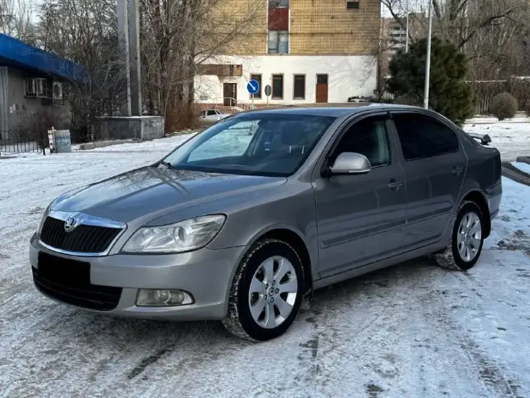 Продам skoda octavia a5
1.6 Mpi
Год выпуска 2010.
Состояние идеальное.
Сервисные книги.
2 Владельца
Вложений не требует!
Коробка без нареканий!
Все обслужено!
Любое оформление!
Электроника вся рабочая!
Кондер в том числе.
Салон не затертый
4 Стекла подъемника
Хорошая акустика.
Диски r16
Авто полностью обслужена.
Стекла все родные
Цена 815-000₽
+7-949-794-46-27
+7-949-339-39-59
Звоните в любое время
📲 Tg: евгений
📞 Звоните: +7(949)7944627 - фотография - 6
