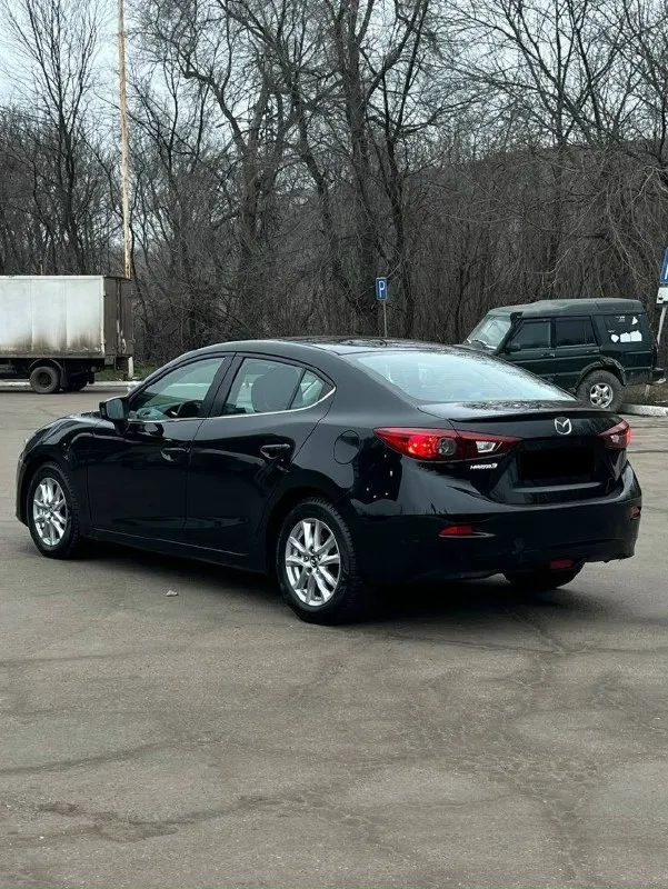 Mazda 3 (bm) 2013 года выпуска (куплена в 2014) двигатель - 1.6 at владельцы - 2 физ. Лица за все время родной пробег - 144.000 км автомобиль в заводском окрасе техника в идеальном состоянии. Ходовая без стуков и всего прочего, мотор на отлично, коробка работает шикарно. Заказ наряды на обслуживание имеются. Стоит сигнализация starline s96v2 c gps с автозапуском и приложением на телефоне, с возможностью удаленно заводить, глушить, открывать и тд. Стоит хорошая музыка, устанавливали в студии звука «медведь» с подключением сабвуфера и доп динамиков в штатные места. +7(949)380-42-08 цена: 1.200.000₽
📞 Звоните: +7(949)3804208 - фотография - 5