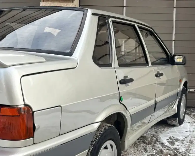 Продам ваз samara 2115 2008 года выпуска в идеальном состоянии!
Гаражное хранение.
Двигатель 1.6 8клапанная
Пробег:125.000.км родной 100%
1 Хозяин за все время эксплуатации, птс оригинал.
По документам кристально чистая!
Техническое состояние автомобиля без вложений от слово совсем. Двигатель не троит, не дымит, масло не берет. Коробка переключается плавно, без хрустов и выбиваний. Ходовая часть отрабатывает на 5+, уверенный ход.
Кузов в отличном состоянии, без рыжиков, гнили и дырок. Вся геометрия кузова в идеальном состоянии!дно, стаканы, лонжероны в отличном состоянии, без дтп, не крашена.
Электрика полностью в рабочем состоянии, все включается, моргает.
Продажа по дкп или полное переоформление в мэро.
Цена:395.000р (торг реальному покупателю!)
Г. Донецк
Все подробности по номеру телефона!
Номер:+79496935850
Номер:+79495644736
📲 Tg: grisha
📞 Звоните: +7(949)6935850 - фотография - 5
