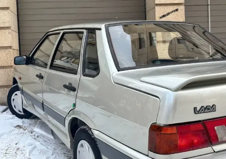 Продам ваз samara 2115 2008 года выпуска в идеальном состоянии!
Гаражное хранение.
Двигатель 1.6 8клапанная
Пробег:125.000.км родной 100%
1 Хозяин за все время эксплуатации, птс оригинал.
По документам кристально чистая!
Техническое состояние автомобиля без вложений от слово совсем. Двигатель не троит, не дымит, масло не берет. Коробка переключается плавно, без хрустов и выбиваний. Ходовая часть отрабатывает на 5+, уверенный ход.
Кузов в отличном состоянии, без рыжиков, гнили и дырок. Вся геометрия кузова в идеальном состоянии!дно, стаканы, лонжероны в отличном состоянии, без дтп, не крашена.
Электрика полностью в рабочем состоянии, все включается, моргает.
Продажа по дкп или полное переоформление в мэро.
Цена:395.000р (торг реальному покупателю!)
Г. Донецк
Все подробности по номеру телефона!
Номер:+79496935850
Номер:+79495644736
📲 Tg: grisha
📞 Звоните: +7(949)6935850 - фотография - 6