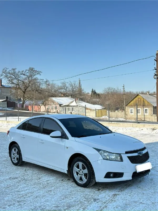 Chevrolet cruze 1.8 автомат 2012г chevrolet круз 2 хозяина✅ птс оригинал, ✅ без дтп !✅ не такси !✅ весь в родной краске ✅100% ✅автотека, и толщиномер, это подтверждает 👍 можете проверять без проблем, кому надо скину видео с толщиномером ✅пробег 214т км. Двигатель обслужен грм, помпу, прокладки, теплообменник, меняли 10 т км назад, двигатель в отличном состоянии! Не дымит ! Не троит ! Масло не расходует ! Коробка в отличном состоянии! Без пинков ! Без рывков ! И прочего, ходовая в идеальном состоянии! Нечего не стучит, не гремит, не шумит ! Отрабатывает правильно мягко как должна, любые проверки в любом авто сервисе за ваш счет приветствуется без проблем ✅✅ кузов в отличном состоянии. Без рыжиков !! Без жучков ! Без гнили !!! Без вздутий краски ! И прочего ! Кузов в полном порядке✅ 2 комплекта резины сейчас на зимней шипованный резине куплена в этом году ! И летняя тоже свежая комплект с машиной, 2 ключа сигнализации с автозапуском стар-лайн, комплектация отличная, датчи
📞 Звоните: +7(949)6643082 - фотография - 1