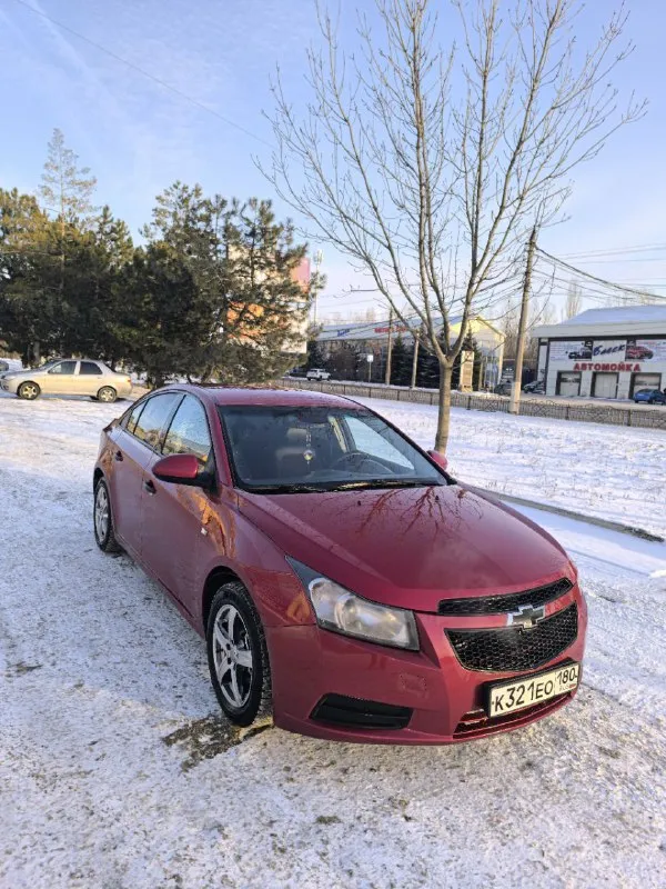 Chevrolet cruze 1.6 2010 🚘 530.000₽💰
- Двигатель f16d3. Мкпп
- Пробег 207862
- Есть моменты по лкп (видно по фото)
- На ходу каждый день.
- 10 Тыс. Назад была замена грм с помпой.
- Новые передние, задние стойки, сайлентблоки рычагов, троса ручника.
- Android магнитола, камера заднего вида, wi-fi, bluetooth, aux, 2 слота под сим-карты, навигация.
- Доки в порядке собственник.
+79495032393 Или tg
Осмотр макеевка.
Торг у капота. - фотография - 5