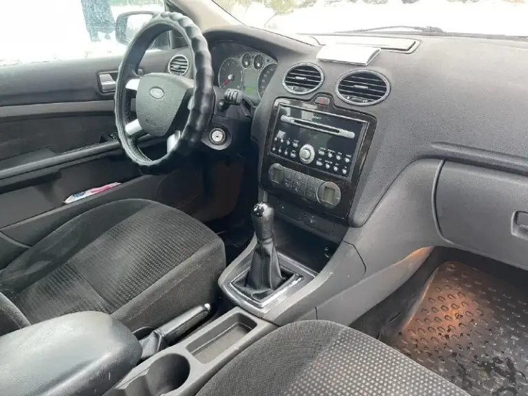 Продам ford focus 2 2007 года выпуска
1.8
Автомобиль в хорошем внешнем и техническом состоянии!
По салону все чистенько и опрятно, по электрике работает всё!
По комплектации: климат контроль, гур, 4 эсп, обогрев заднего стекла, abs, esp, хорошая магнитола sony, парктроник!
Юридические чистая, залогов и штрафов нет!
Переоформление без проблем!
Вопросы по телефону!
+79495789736
Цена 485 тыс.
Осмотр город макеевка
.
📞 Звоните: +7(949)5789736 - фотография - 7