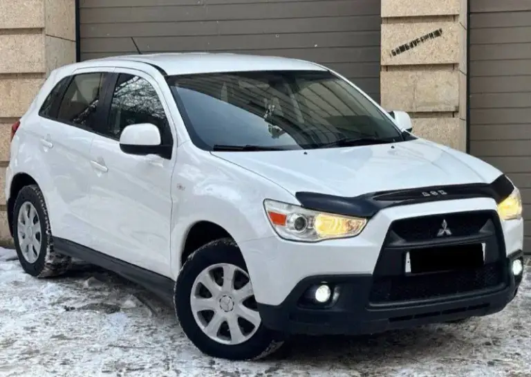 Mitsubishi asx рейсталенг
Год выпуска:2013
Объём :1.6.л. С-117
Кпп механическая
Родной пробег:127.000 км
Один собственник

Авто в родном окрасе, без дтп
Состояние кузова абсолютно без нюансов
Максимально комфортабельный и вместительный салон!
История автомобиля прозрачна и чиста
Куплена для себя и обслуживалась всегда у официального дилера
Технически авто без вложений
Недавно проведено полное то
Автомобиль обслуживался всегда по регламенту, готов на любые проверки!

Комплектация:
Бортовой компьютер,
Подогрев сидений,4 стеклоподъемника, кондиционер, электро зеркала, противотуманные фары, подогрев стекл, электро зеркала,
Abs esp, aux bluetooth, так же много прочего для комфортного вождения

По документам любой вид оформление
Продажа от собственника!

Цена 1.015.000 руб торг

+7(949)-051-41-89

Г. Донецк - фотография - 2