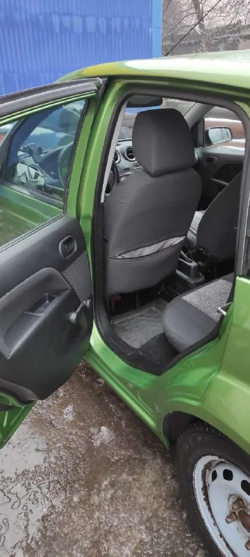 Продам ford fiesta comfort 2007 г.
Двигатель 1,4, бензин
Мкпп (5-ступенчатая)
Пробег 103 тыс
Привод передний
Машина в отличном техническом состоянии. Без дтп.
Один хозяин. Учёт рф
Климат контроль
Мультимедиа
Подогрев лобового и заднего стекла
Электро-зеркала
Электро-стеклоподъемники 2 шт.
2 Комплекта ключей
2 Комплекта колес+резина(лето - титаны)
Авто в донецке
Цена 580000р
По вопросам: +79493274609
📲 Tg: екатерина
📞 Звоните: +7(949)3274609 - фотография - 7