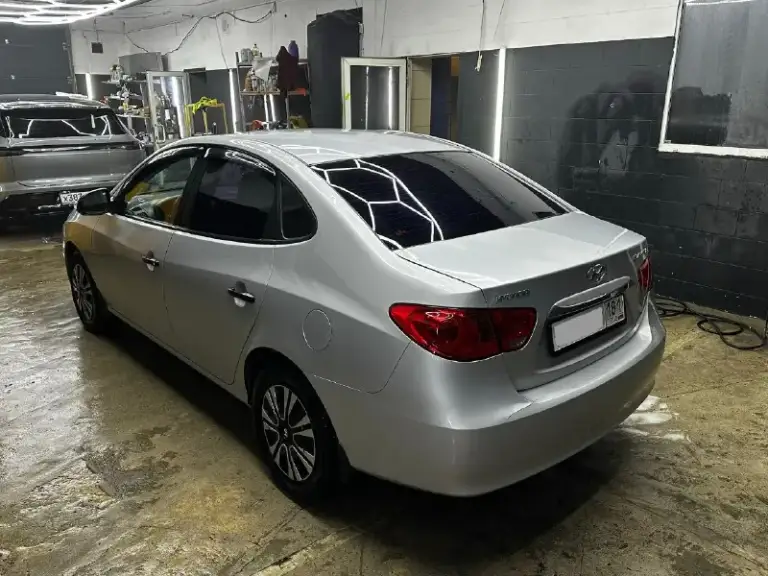 Hyundai elantra hd 2011 года
Автомобиль в хорошем техническом состоянии.
Один хозяин, вся в родном окрасе, пробег 205.000км родного!
Комплектация:
-Кондиционер (обслужен недавно);
-Подогревы сидений;
-Установлена мультимедийная система (android) с bluetooth, навигацией и т. Д. ;
-Музыка по штату с пищалками;
-Удобные сидения с поддержкой;
-4 Стеклоподъёмника, электро регулировка зеркал;
-Эур, abs и т. Д.
Двигатель 1.6 (122лс. ), цепной! Очень простой и надежный. Масла не расходует, едет бодро. Коробка полноценный автомат, поменяна 2 тыс. Км назад на совершенно новую, еще 6 месяцев на гарантии! Не путать с контрактной!
Имеется два комплекта колес зима и лето(на дисках) в хорошем состоянии.
Фары и кузовные детали все в родне, имеется притёртость на заднем левом крыле, на ход не влияет. На протяжении всей эксплуатации сиденья находились в чехлах.
Машина семейная, за последнее время была перебрана задняя ходовая часть, а именно замена всех сайлентблоков, обслужен кондиционер
📞 Звоните: +7(959)1912709 - фотография - 2
