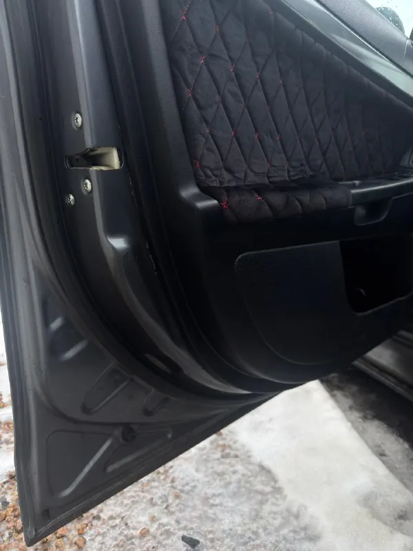 Mitsubishi lancer x rest. 2011 год, 2.0 атмосферник, 150 л. С родных /cvt (прошита stage 1)
1 020 000₽, Торг у капота реальному покупателю. Критиков и диванных экспертов просьба не беспокоить!!!
Пробег 242 тыс миль. Сделана капиталка 10 т назад.
Коробка работает ровно
Машина обслужена полностью. Ходовая вся в идеале
Замена масла каждые 6 тыс км. В машине работает все.
Стоит хороший свет, новые туманки
Новый акб
Климат, круиз, электро регулировка зеркал. Abs, esp
Резина зимняя r16, лето r17 отдам в подарок с дисками
Музыка 2 din mekede (саб jbl) 2 усилка
Мультируль
Автозапуск starline новая версия, 2 ключа
Днище обработано, не гнилая от слова совсем
Кузов окрашен в raptor, обесшумлен. Не боится царапин.
Готова к любым проверкам. Состояние сел и поехал. В машину вложили душу.
+79494690930
📞 Звоните: +7(949)4690930 - фотография - 6