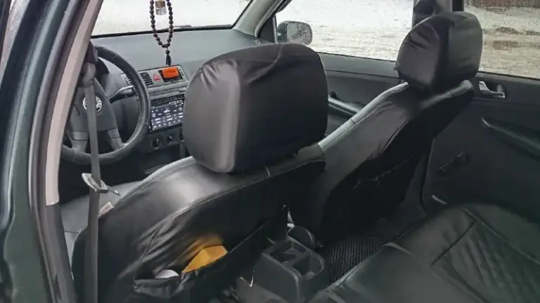 Skoda fabia 2004г. В хорошем состоянии. 1,4л. 225000т. Км. Едет бодро, не дымит. По ходовой в порядке. Новый радиатор. Перебрана рулевая рейка. Кондицинер работает, новый испаритель. Потолок перетянут. Андроид магнитола. Музыка новая. Двигатель работает ровно, тянет отлично. Коробка мягкая, не выбивает. Два комплекта резины. Два комплекта дисков (литье и железо). Чистая, опрятная. В машине не курили. Езжу каждый день. Документы на меня. Оформление в мрэо без проблем. 530000р. Торг у капота. +79498618265
📞 Звоните: +7(949)8618265 - фотография - 9