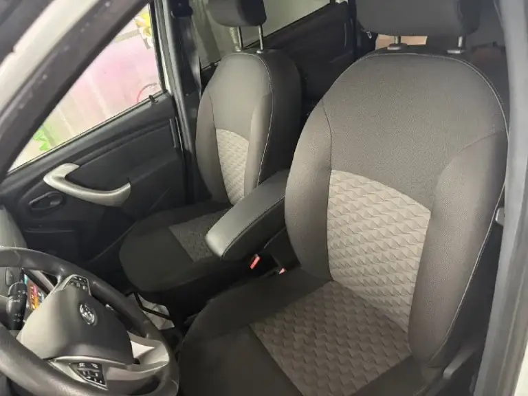 Продам лада ларгус 2022 год кондиционер музыка автозапуск камера заднего вида подогрев сидений мульти руль круиз контроль 2 ключа я хозяин оформлен автомобиль на мне пробег 130 тысяч цена 1🍋200 торг возможен обмен +79494407569 - фотография - 6