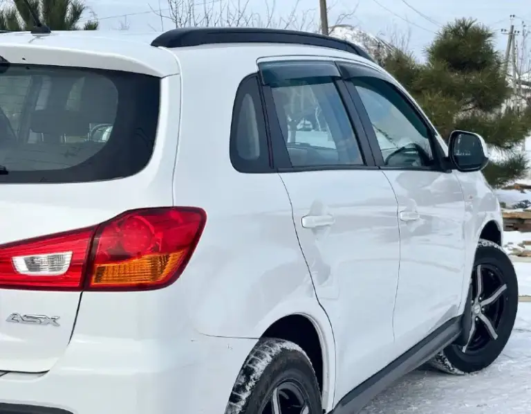 Продам mitsubishi asx,  
2011 Года выпуска, объём двигателя 1.6 117 л. С, 184.000 пробега родной!, коробка механика(самая надёжная связка в линейке), 2 хозяин.

Автомобиль в идеальном состоянии как внешне так и техническом состоянии, без вложений от слова совсем!, по кузову рыжиков, и вздутий нет, мотор коробка 5+, машина полностью обслужена от а до я, ходовая часть, масла, фильтра, недавно были обслужены, салон в превосходном виде, работает по авто абсолютно все работает.

Комплектация: бортовой компьютер, подогрев сидений, кондиционер, электро зеркала, мультимедиа даработнная с хорошим звуком, камера заднего вида, 4 эл-стекподъемника, обогрев заднего стекла, обогрев зеркал, складывание зеркал, складывание сидений, комфортный багажник, имеется абсолютно все для комфортного вождения.

Очень надёжный японский красовер, комфортабельный и вместительный, по документам чистый, любой вид оформления.

По запросу скину видео обзор.

Цена 1.030.000

+7949564-47-36
+7(949)693-58-50 - фотография - 6
